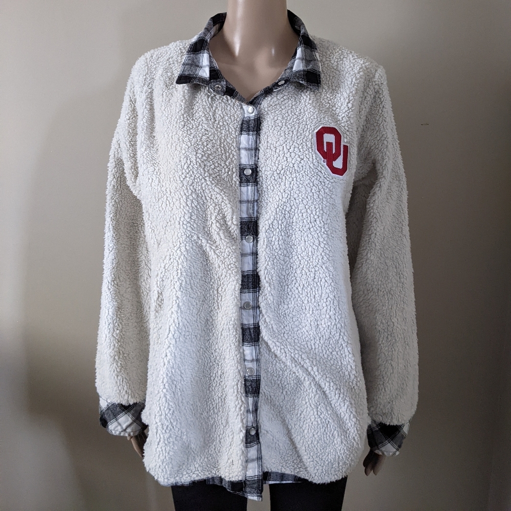 Oklahoma University Snoosers reversible sherpa plaid flannel shacket, size m
